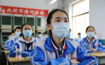 初中生升旗仪式演讲稿8篇