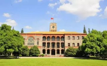 大二学生自我鉴定模板6篇