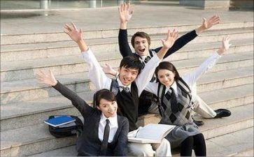 大学见自我鉴定推荐8篇