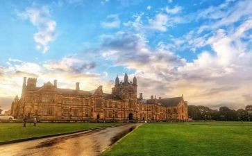 大学每年的自我鉴定最新6篇