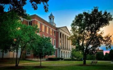 大学毕业生表自我鉴定参考5篇