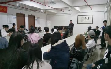 幼儿园副班上学期工作总结5篇