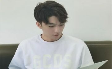找哥哥作文优秀8篇