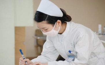护理高校毕业生自我鉴定5篇