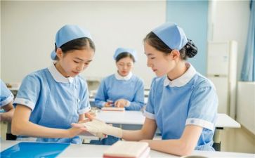 护理学毕业生自我鉴定模板5篇