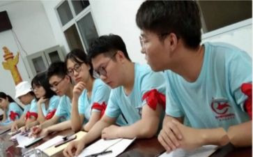 小学见习的自我鉴定8篇