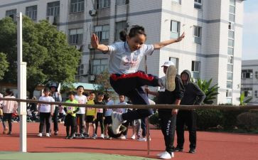 幼儿体育活动投的教案参考8篇