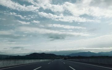 人在途中作文5篇