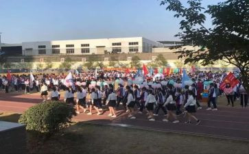 我们班的他作文7篇