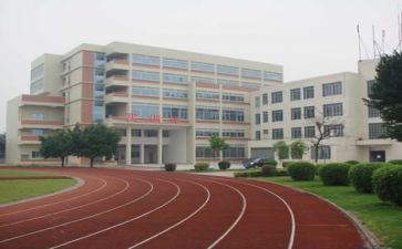 校园美为主题演讲稿8篇