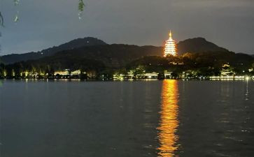 写西湖作文800字6篇