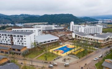 2024年中心校校长述职报告8篇